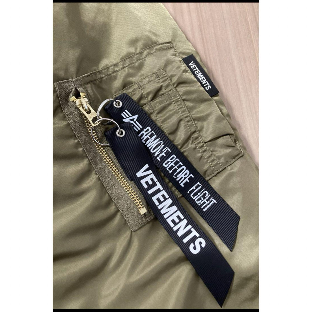 VETEMENTS(ヴェトモン)の22SS VETEMENTS ヴェトモン MA-1  メンズのジャケット/アウター(ブルゾン)の商品写真