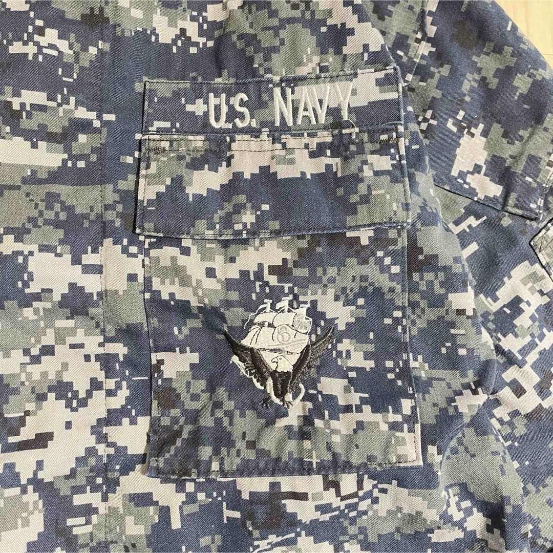 US NAVY ミリタリー　デジタルカモ　NWU UTILITY JACKET メンズのジャケット/アウター(ミリタリージャケット)の商品写真