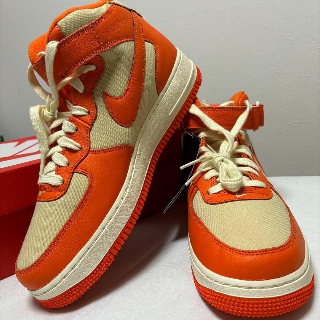 NIKE(ナイキ)のナイキ　エア　フォース　1 MID '07 LX NBHD FB2036-700 メンズの靴/シューズ(スニーカー)の商品写真