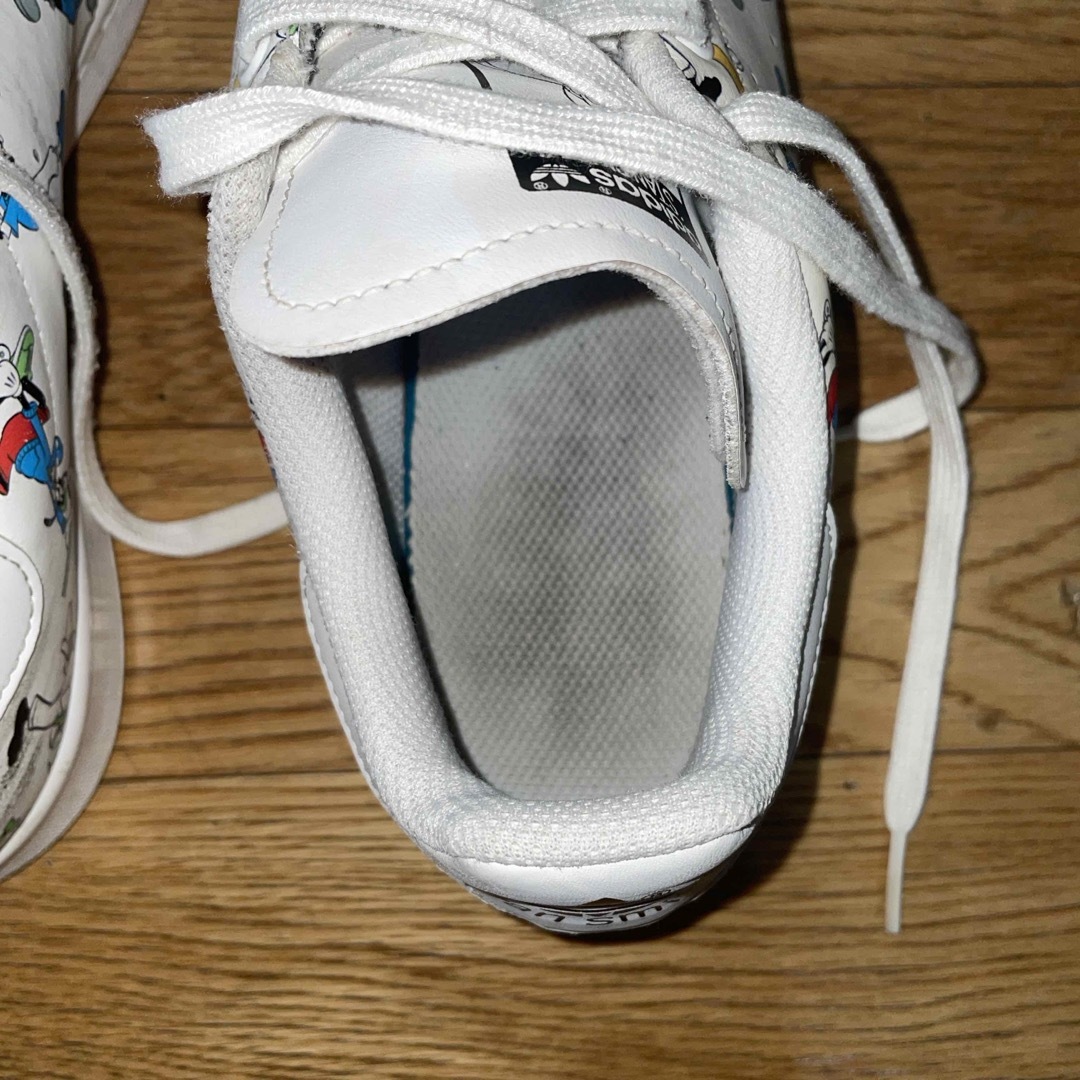 adidas スタンスミス　ディズニーコラボ メンズの靴/シューズ(スニーカー)の商品写真