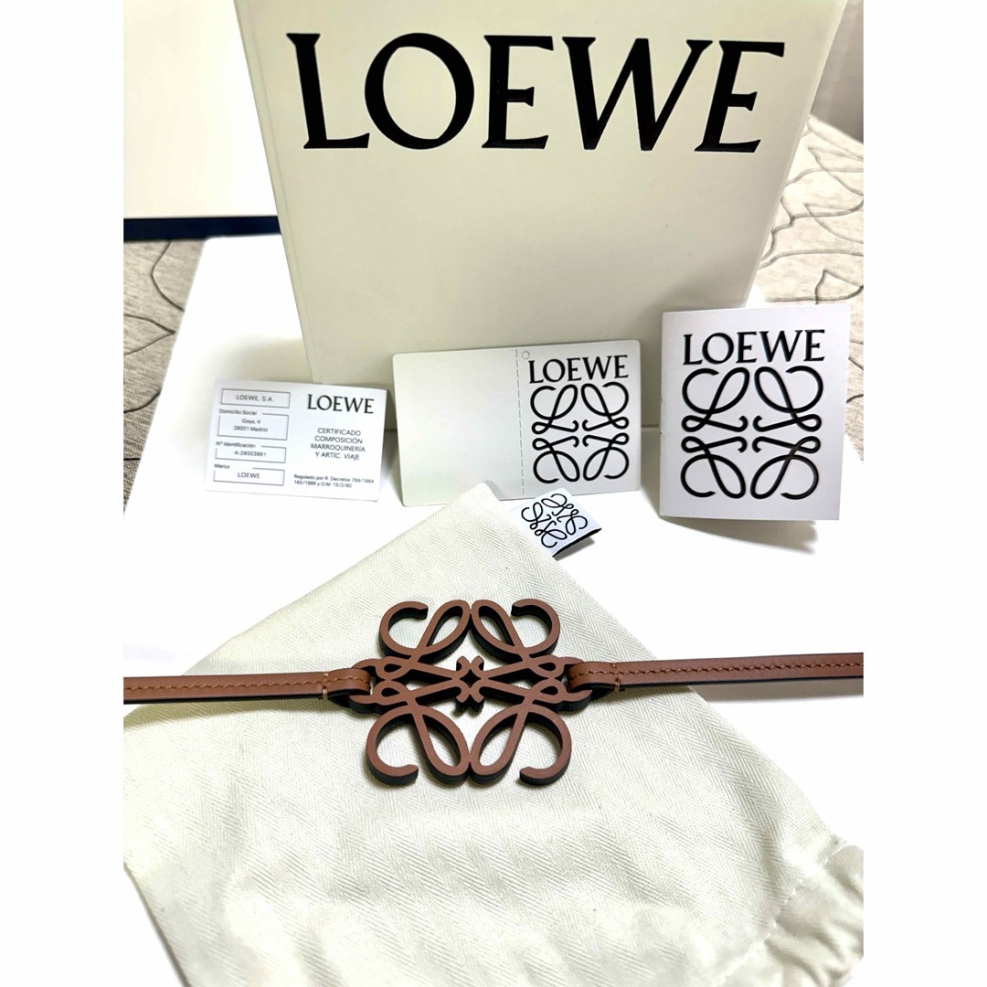 LOEWE(ロエベ)のLOEWE ロエベ アナグラム レザー カットアウト ベルト イタリア正規品  レディースのファッション小物(ベルト)の商品写真