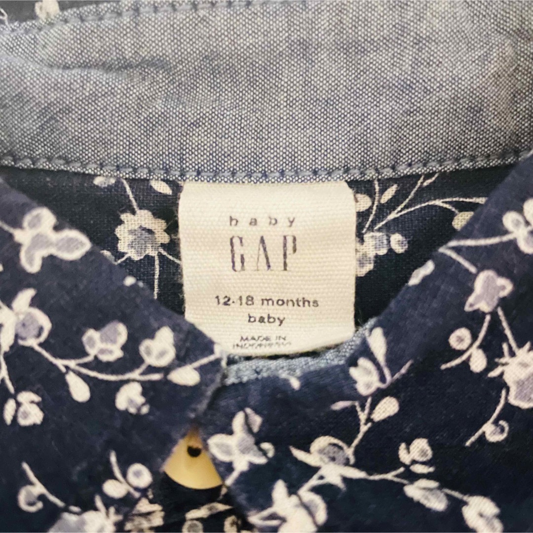 babyGAP(ベビーギャップ)のbabyGAP ブラナンベア　半袖シャツ キッズ/ベビー/マタニティのベビー服(~85cm)(シャツ/カットソー)の商品写真