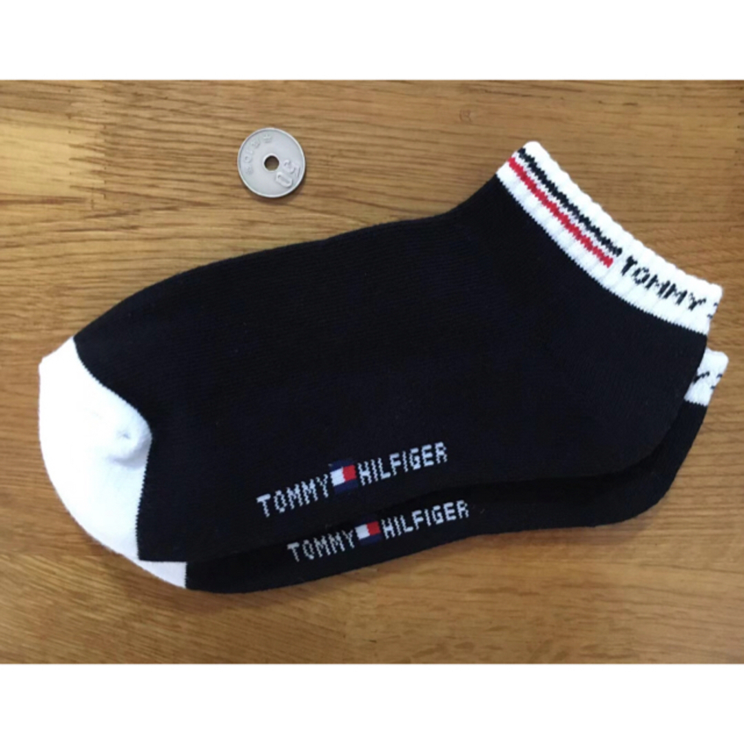 TOMMY HILFIGER(トミーヒルフィガー)の新品トミーヒルフィガーTOMMY HILFIGER レディース3足セット1995 レディースのレッグウェア(ソックス)の商品写真