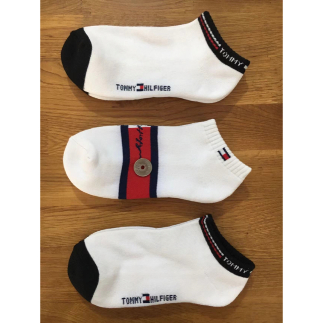 TOMMY HILFIGER(トミーヒルフィガー)の新品トミーヒルフィガーTOMMY HILFIGER レディース3足セット1995 レディースのレッグウェア(ソックス)の商品写真