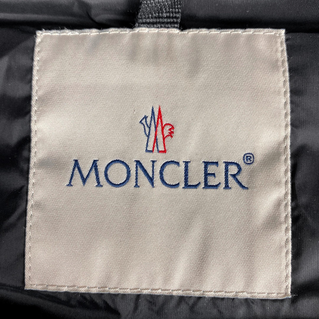 MONCLER(モンクレール)のモンクレール ジェイコブ ダウンジャケット メンズ 5 【中古】 メンズのジャケット/アウター(ダウンジャケット)の商品写真