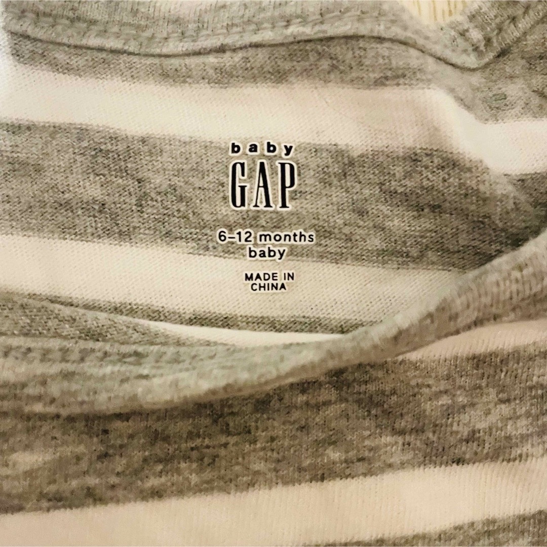 babyGAP(ベビーギャップ)のbabyGAP ロンパース キッズ/ベビー/マタニティのベビー服(~85cm)(ロンパース)の商品写真