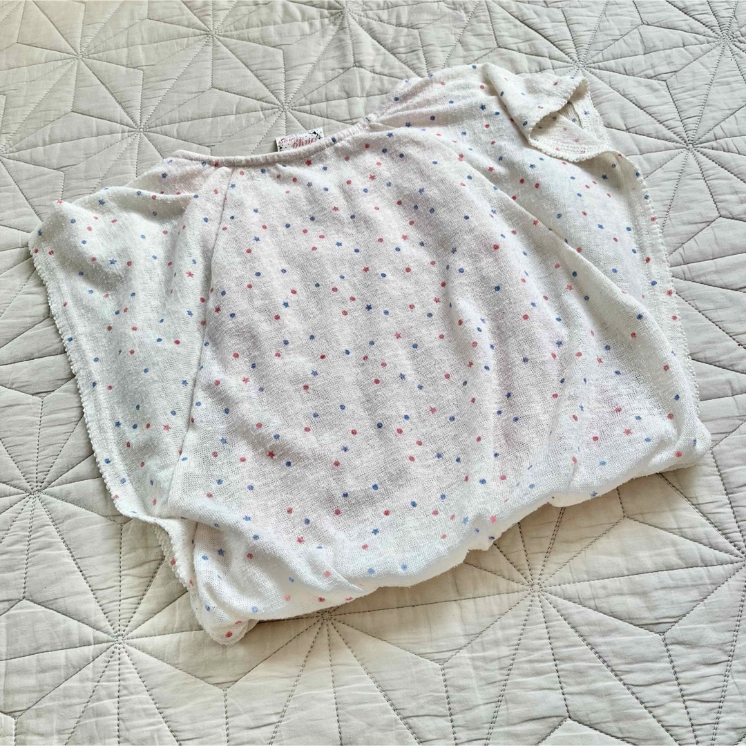 キッズ　女の子　カットソー  １１０ キッズ/ベビー/マタニティのキッズ服女の子用(90cm~)(Tシャツ/カットソー)の商品写真