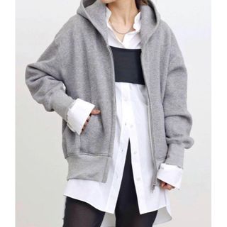 アパルトモンドゥーズィエムクラス(L'Appartement DEUXIEME CLASSE)の 【AMERICANA/アメリカーナ】 WIDE FULLZIP HOODIE(パーカー)