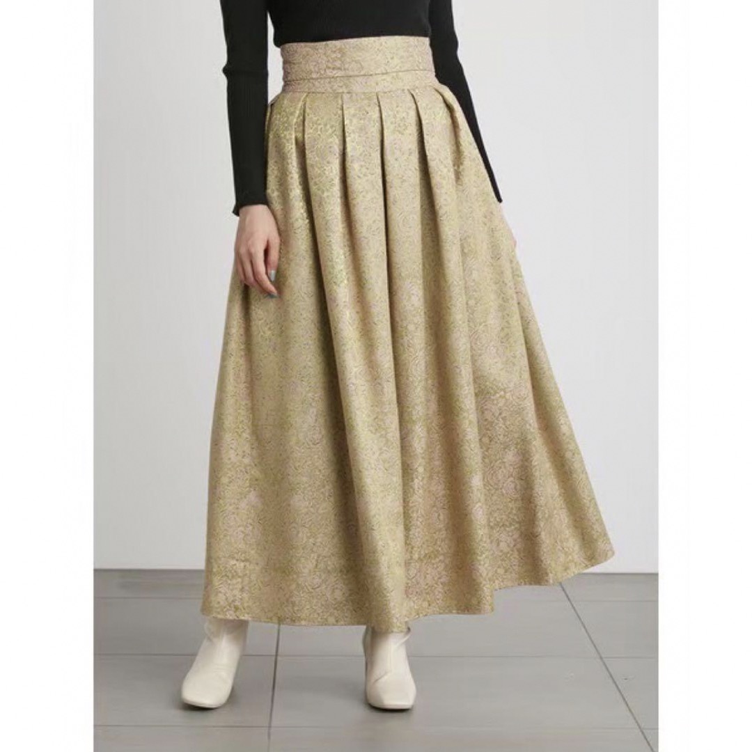 Lily Brown(リリーブラウン)のlily brown  ジャガードフラワースカート　新品　0 レディースのスカート(ロングスカート)の商品写真