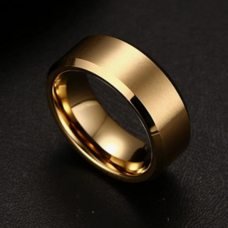 【RN131】リング　アクセサリー  　メンズ 　ゴールド　タングステン 　指輪(リング(指輪))