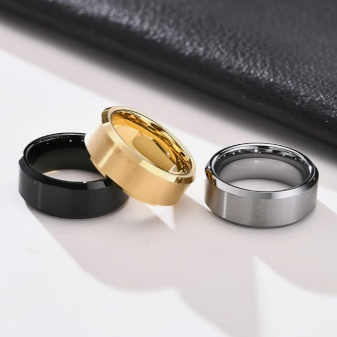 【RN131】リング　アクセサリー  　メンズ 　ゴールド　タングステン 　指輪 メンズのアクセサリー(リング(指輪))の商品写真