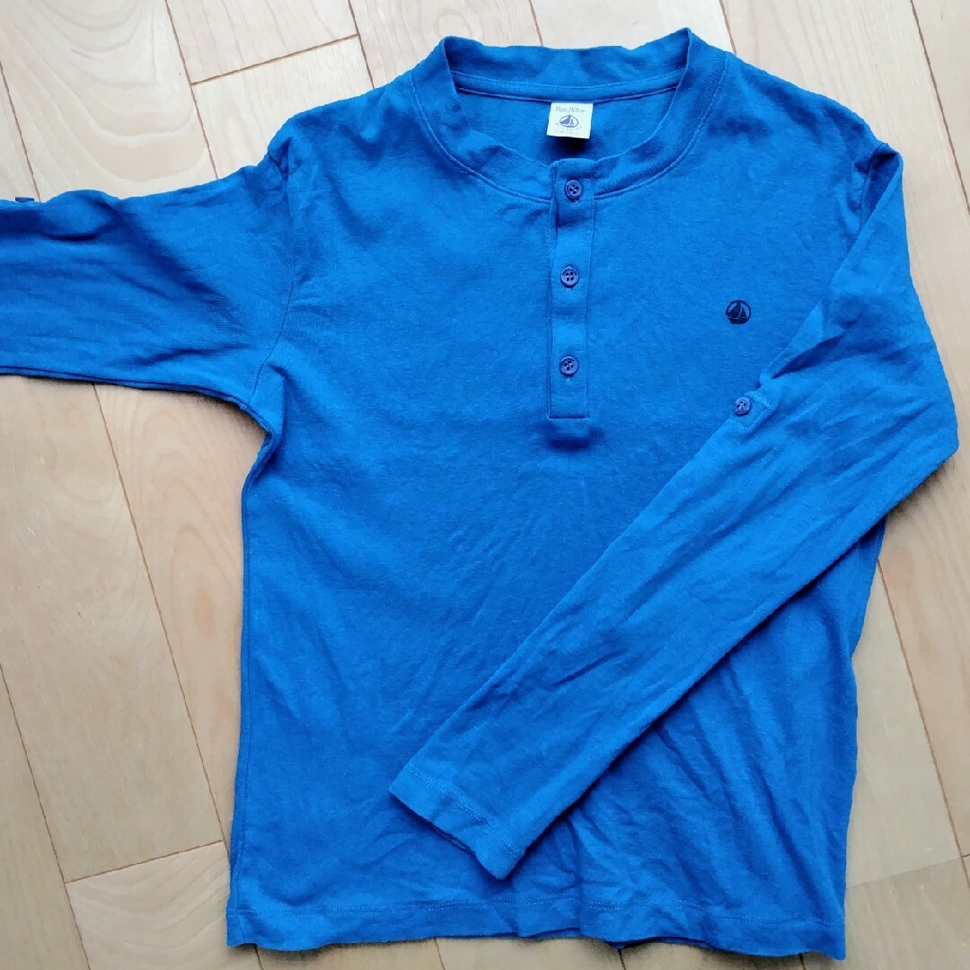 PETIT BATEAU(プチバトー)のプチバトー　薄手トップス　ブルー キッズ/ベビー/マタニティのキッズ服男の子用(90cm~)(Tシャツ/カットソー)の商品写真