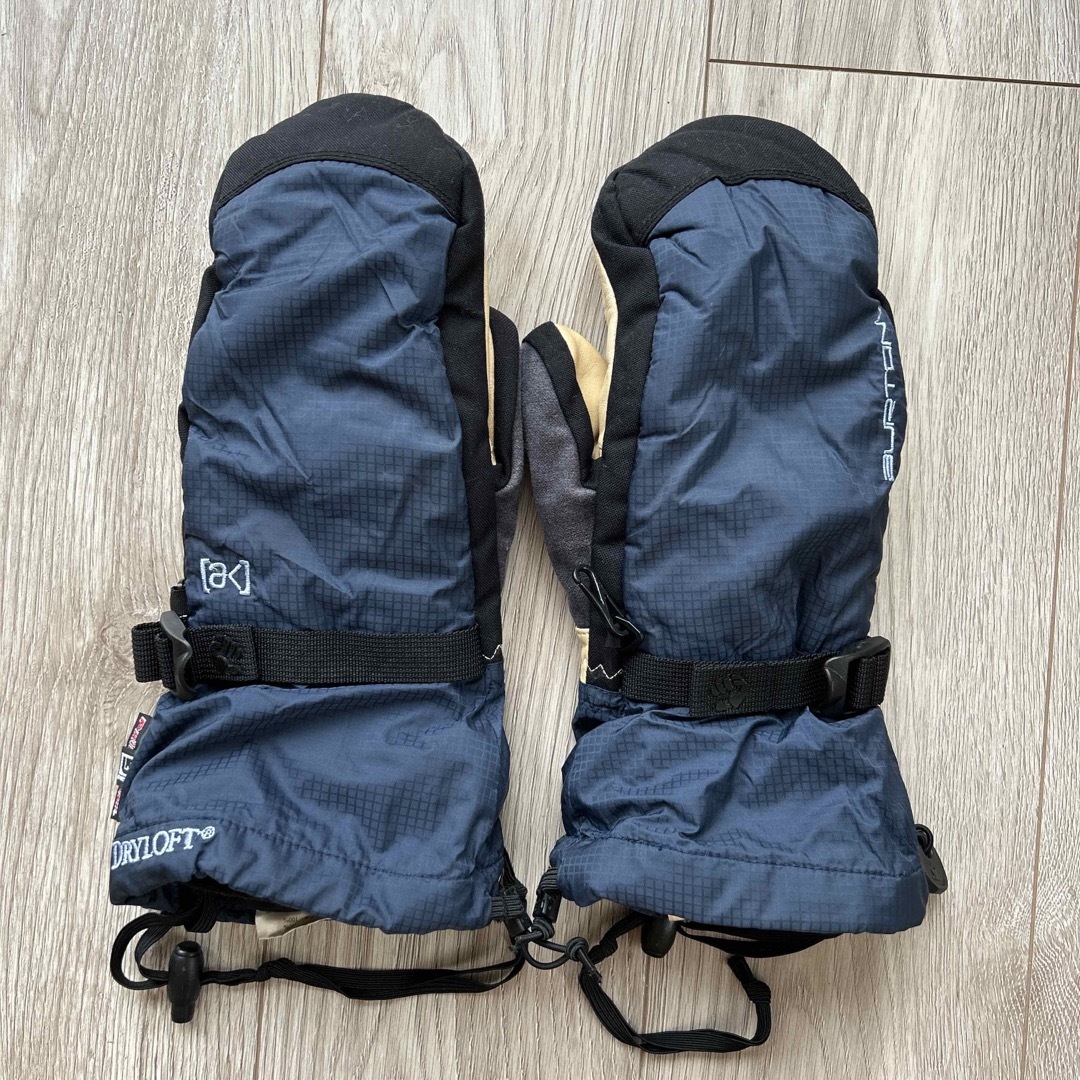 BURTON(バートン)の★専用★バートン　ak  スノーグローブ　メンズ スポーツ/アウトドアのスノーボード(ウエア/装備)の商品写真