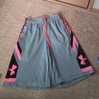 アンダーアーマー(UNDER ARMOUR)のバスパン(バスケットボール)