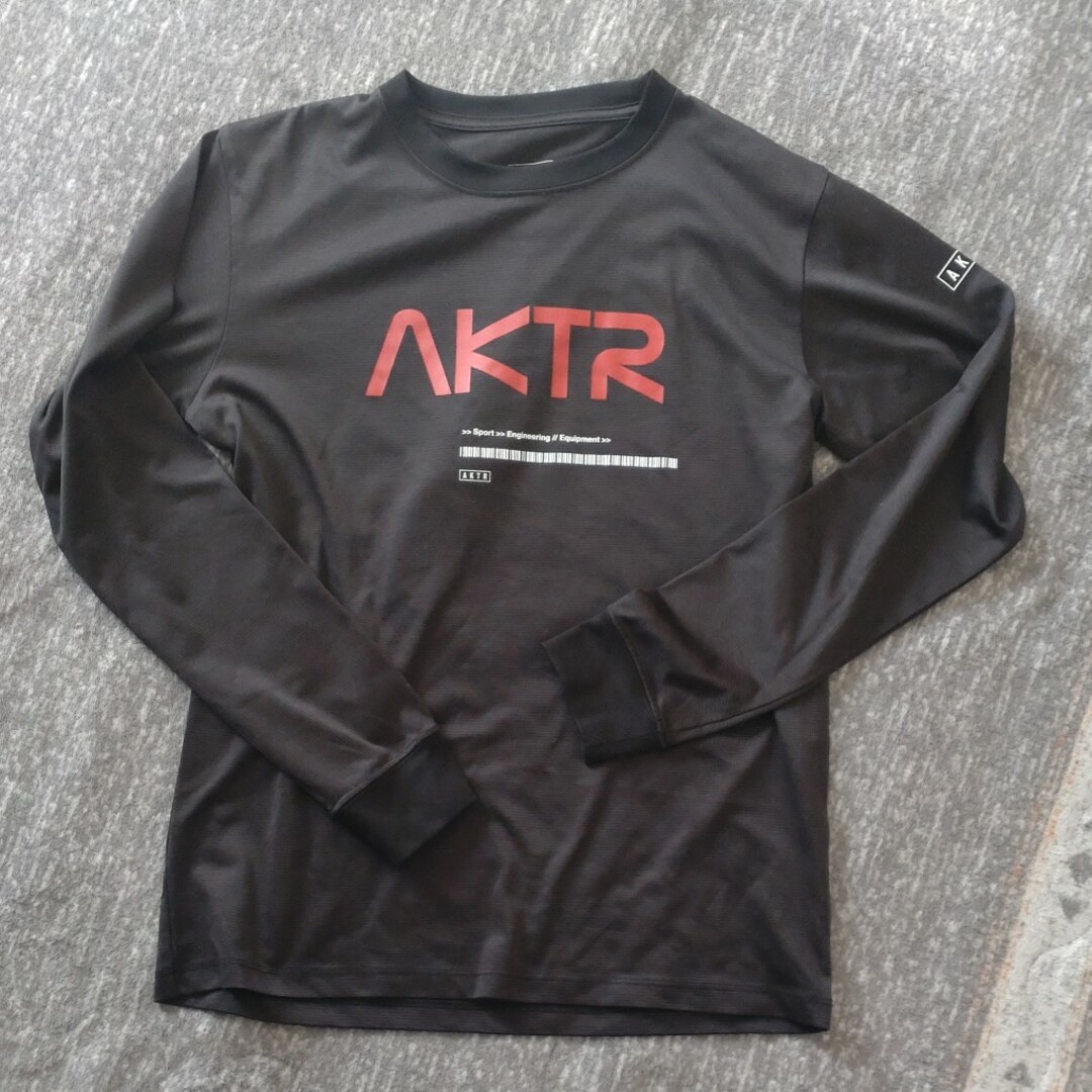 AKTR バスケ 長袖Tシャツ 150 スポーツ/アウトドアのスポーツ/アウトドア その他(バスケットボール)の商品写真