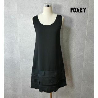 フォクシー(FOXEY)の美品 FOXEY トゥーフリルラッフルヘムドレス ノースリーブ ワンピース(ひざ丈ワンピース)