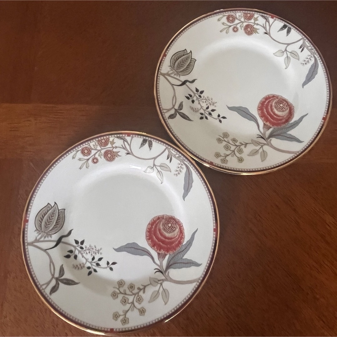WEDGWOOD - 【美品】ウェッジウッド☆パシュミナ☆パン・ケーキ WEDGWOOD - 【美品】ウェッジウッド☆パシュミナ☆パン・ケーキ