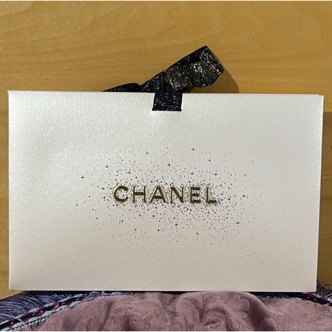 CHANEL - 限定【シャネル】ギフトボックス☆ホリデー CHANEL - 限定【シャネル】ギフトボックス☆ホリデー