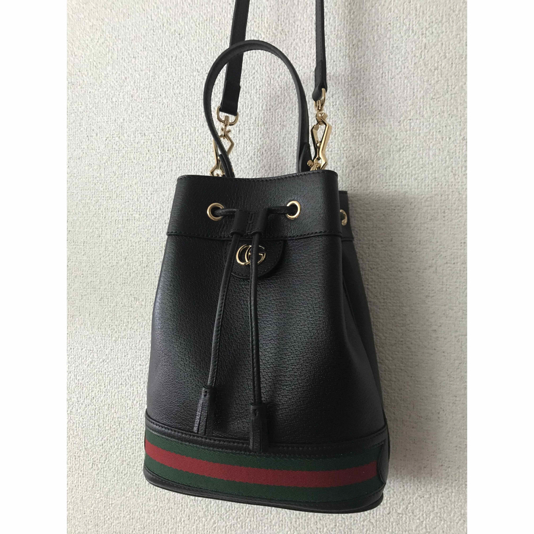 Gucci(グッチ)のGUCCI  スモールバケットバッグ　未使用 レディースのバッグ(ハンドバッグ)の商品写真