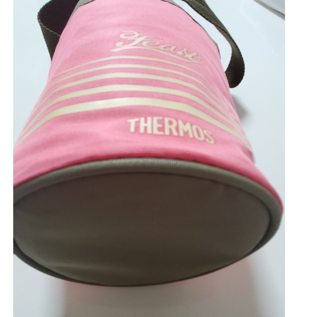 THERMOS(サーモス)のサーモス ステンレスランチジャー 約0.6合 コーラルピンク JBC-801 インテリア/住まい/日用品のキッチン/食器(弁当用品)の商品写真