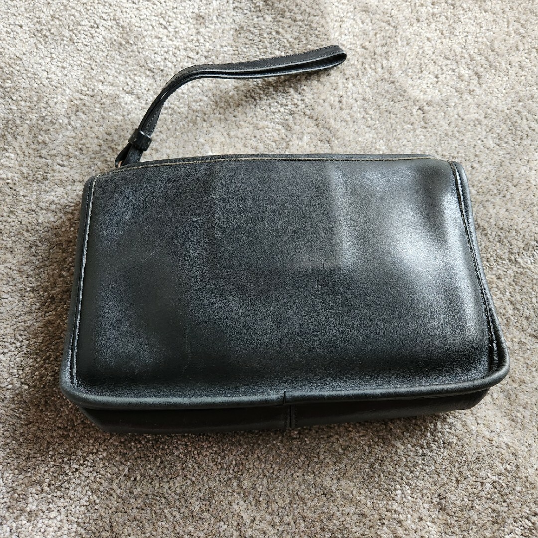 COACH(コーチ)のCOACH レザーポーチ黒 メンズのバッグ(セカンドバッグ/クラッチバッグ)の商品写真