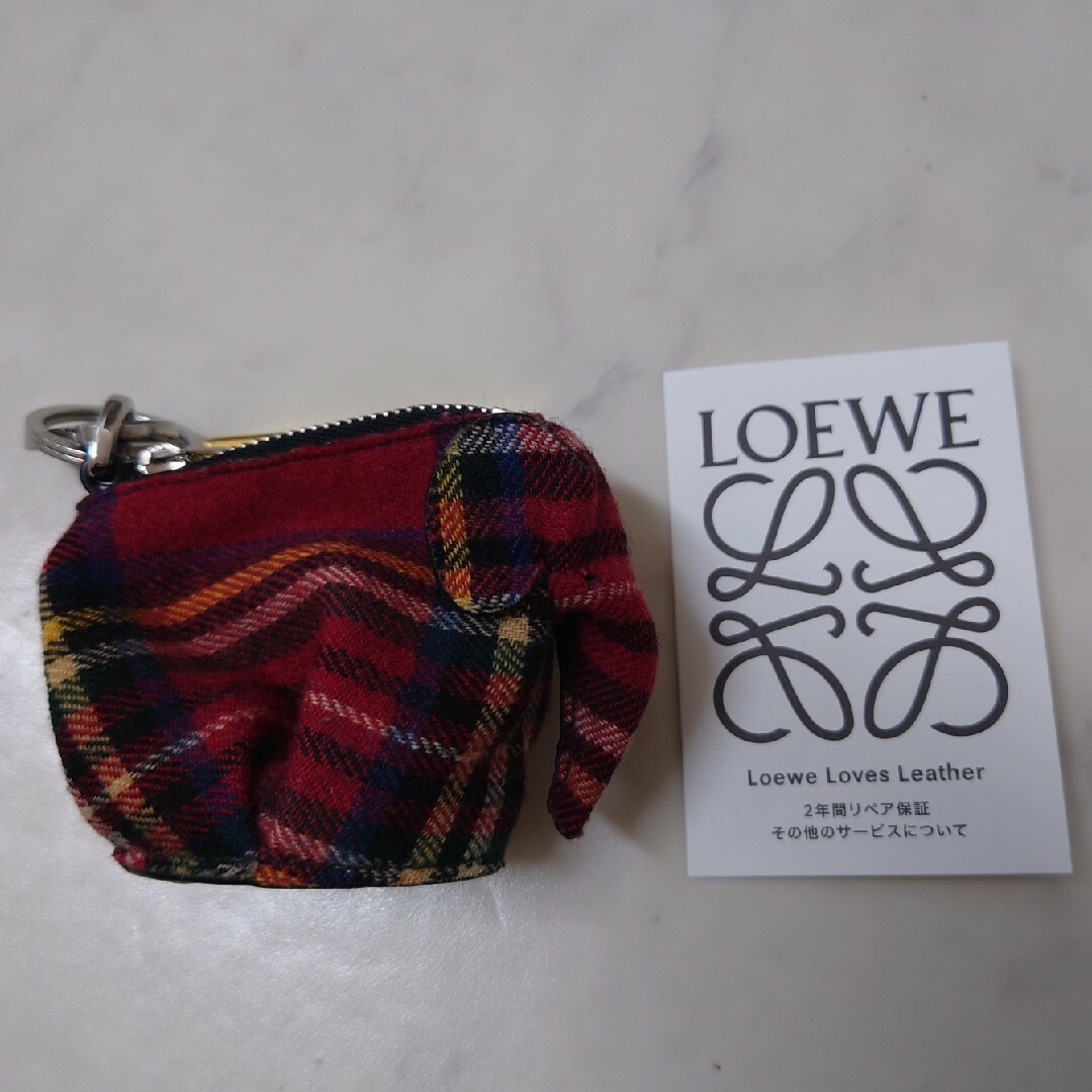 LOEWE(ロエベ)のLOEWE ロエベ コインケース キーホルダー 小銭入れ タータンチェック柄 レディースのファッション小物(コインケース)の商品写真