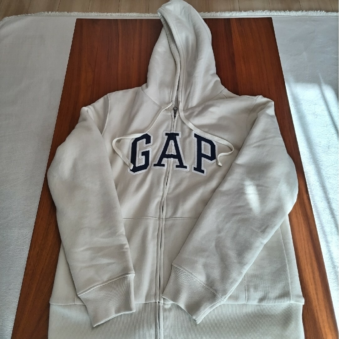 GAP(ギャップ)のGAP パーカー オフホワイト レディースのトップス(パーカー)の商品写真