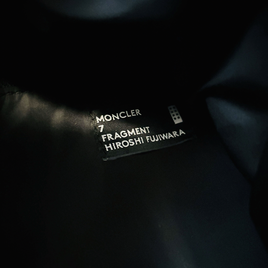 MONCLER(モンクレール)の【美品】モンクレール × フラグメント　バックパック　リュックサック　人気 メンズのバッグ(バッグパック/リュック)の商品写真