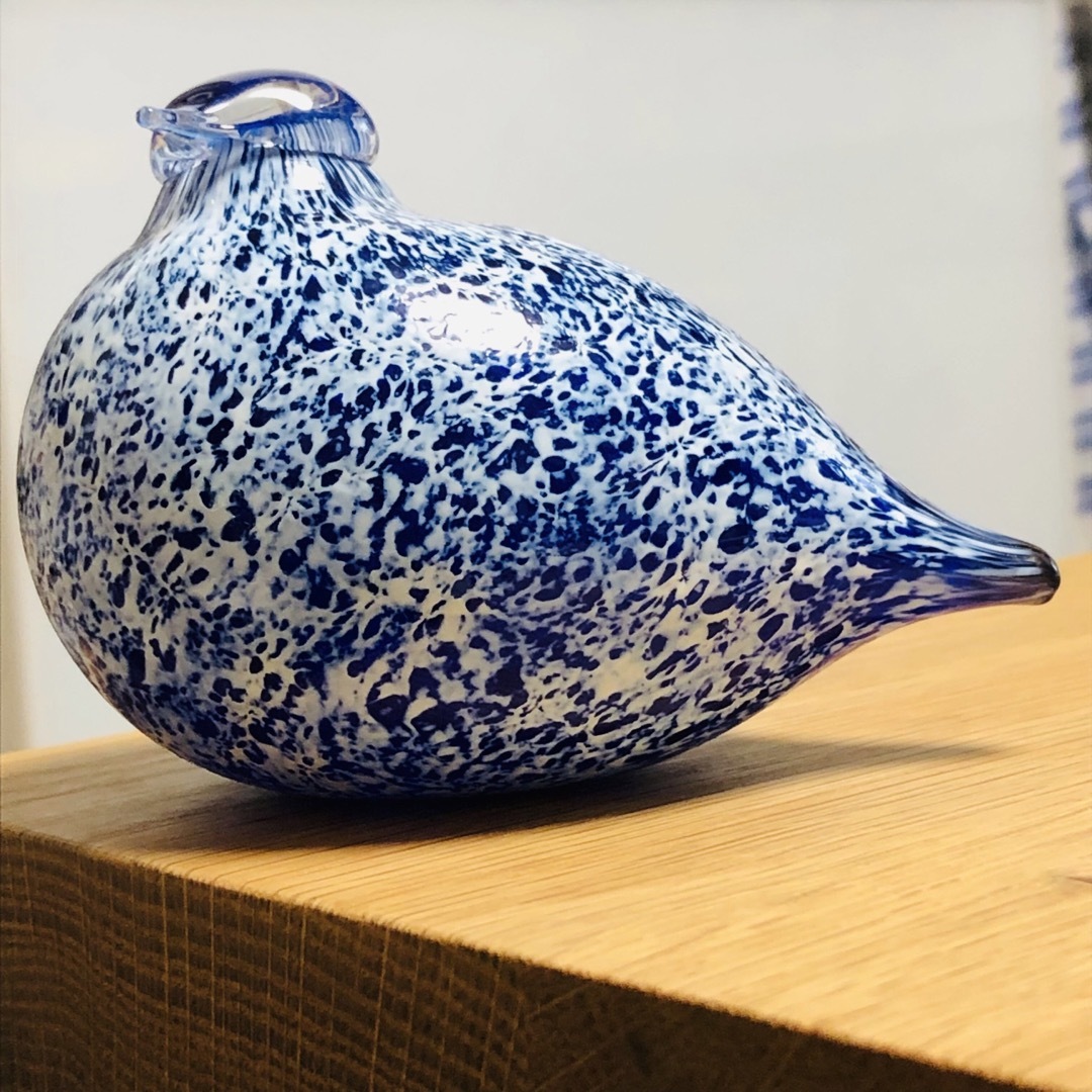 iittala(イッタラ)のイッタラ　バード　レア　ヴィンテージ  ブルー　ホワイト エンタメ/ホビーの美術品/アンティーク(ガラス)の商品写真