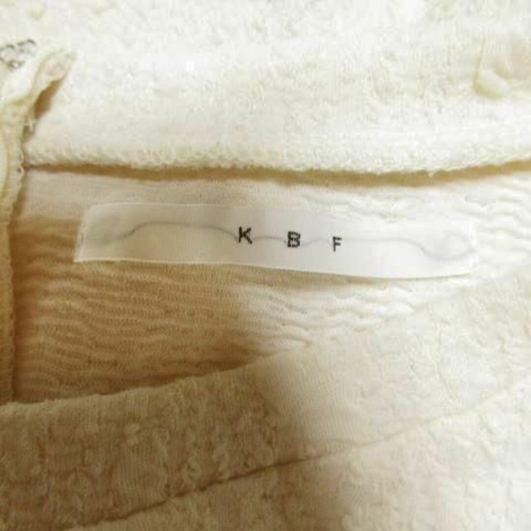 KBF(ケービーエフ)のKBF ブラウス カットソー 半袖 F 白 アイボリー 210215YH11A レディースのトップス(シャツ/ブラウス(半袖/袖なし))の商品写真