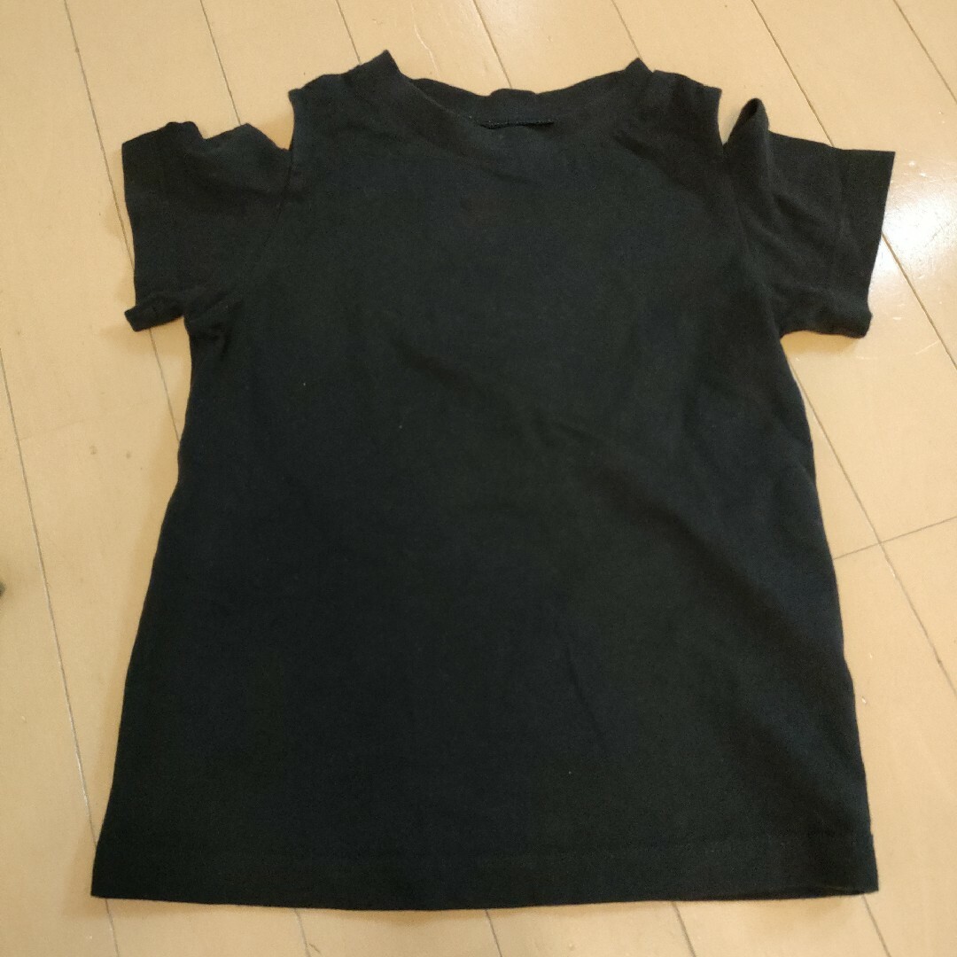 GU(ジーユー)の120 トップス　2枚セット キッズ/ベビー/マタニティのキッズ服女の子用(90cm~)(Tシャツ/カットソー)の商品写真