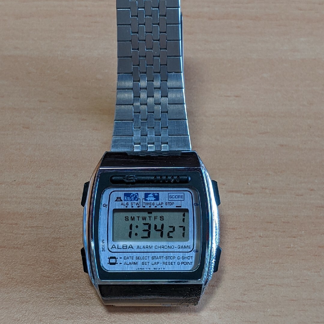 レトロ貴重品 SEIKO ALBA クロノゲーム インベーダー セイコー 腕時計