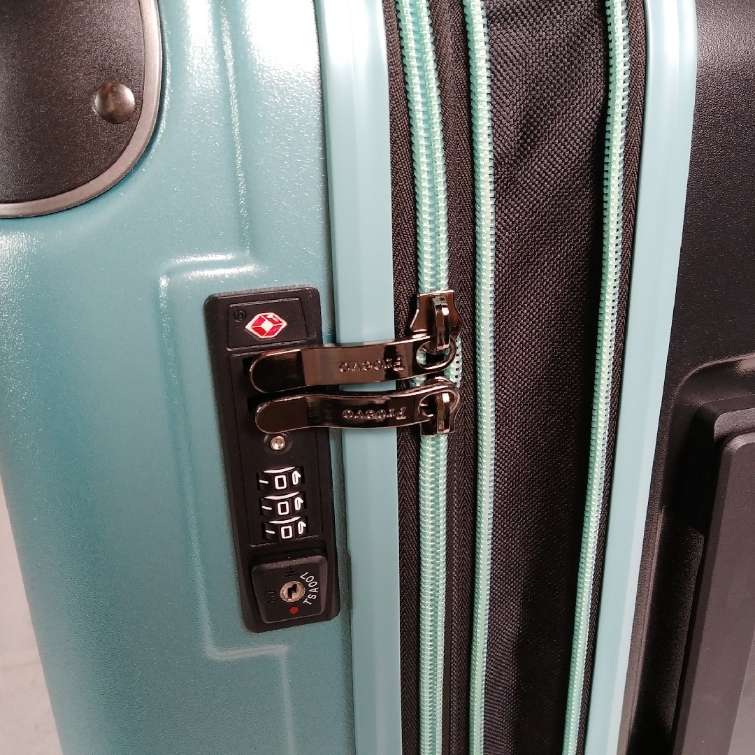 もも様専用　ス6　着脱式タイヤ　Sサイズ　スーツケース　機内持ち込み　拡張 レディースのバッグ(スーツケース/キャリーバッグ)の商品写真