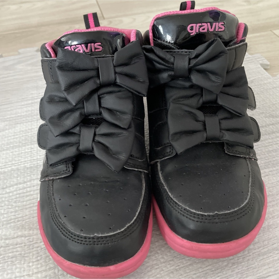 gravis(グラビス)のグラビス　gravis キッズ 靴　スニーカー 23cm ピンク キッズ/ベビー/マタニティのキッズ靴/シューズ(15cm~)(スニーカー)の商品写真