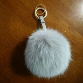 アーバンリサーチ(URBAN RESEARCH)の美品！URBAN RESEARCH　FOX FUR チャーム(キーホルダー)