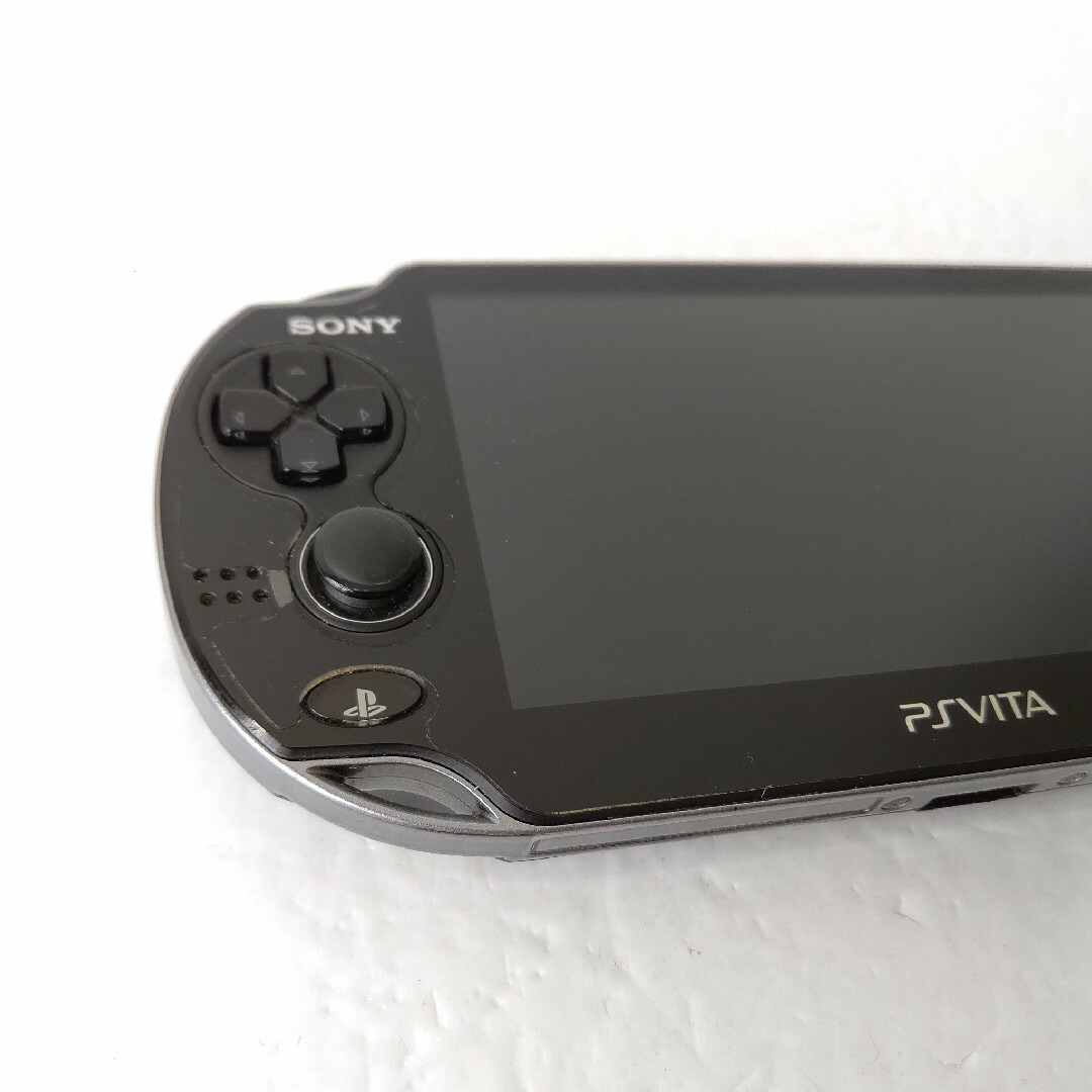 PlayStation Vita(プレイステーションヴィータ)のSONY　PSvita pch1100 クリスタルブラック　画面極美品　ゲーム機 エンタメ/ホビーのゲームソフト/ゲーム機本体(携帯用ゲーム機本体)の商品写真