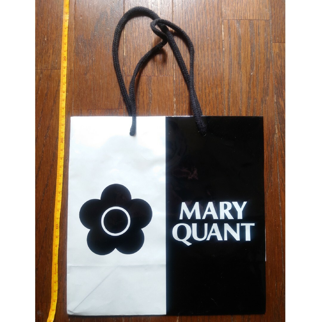 MARY QUANT(マリークワント)のマリークワント　ショッパー　紙袋 レディースのバッグ(ショップ袋)の商品写真