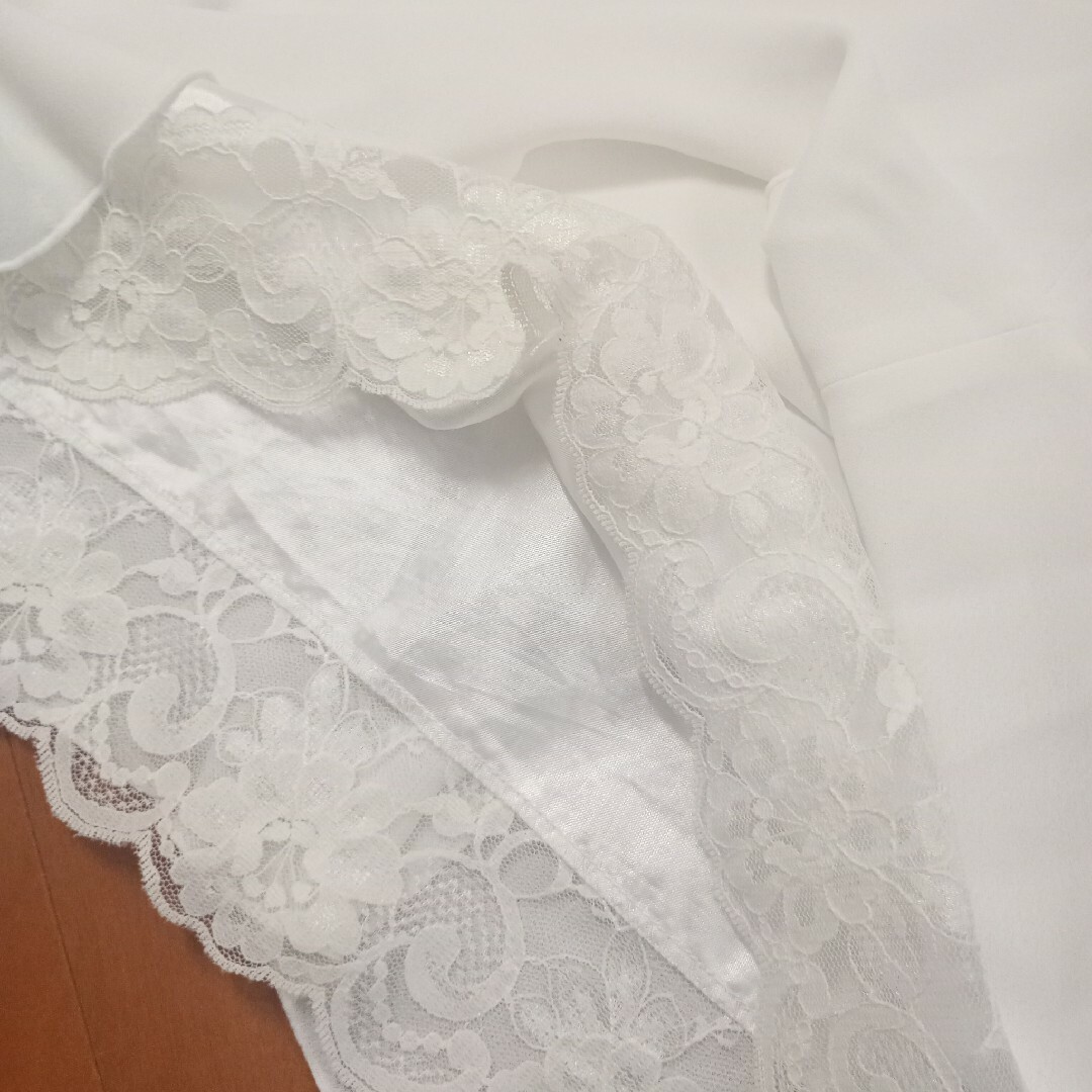IMAGE(イマージュ)の美品◆image◆裾フレアスカート◆白ホワイト系◆フェミニン レディースのスカート(ひざ丈スカート)の商品写真