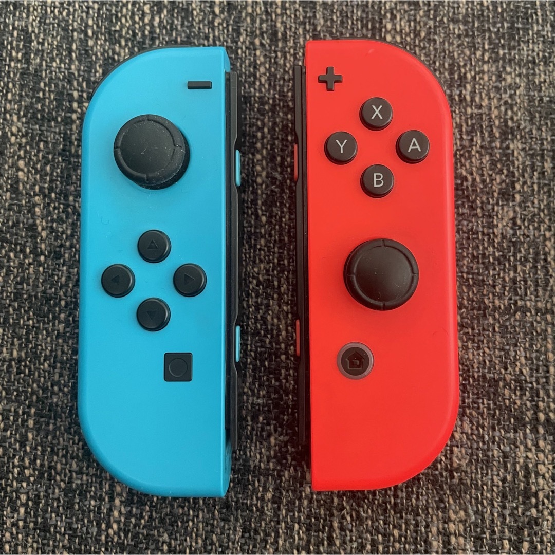 Nintendo Switch(ニンテンドースイッチ)の任天堂switch Joy-Con 左右　⭐︎ジャンク品⭐︎ エンタメ/ホビーのゲームソフト/ゲーム機本体(その他)の商品写真