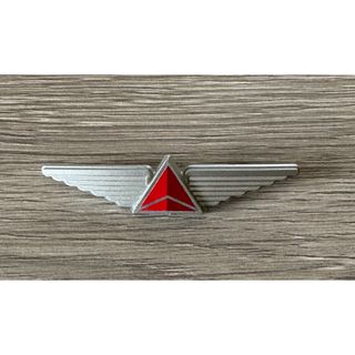 デルタ(DELTA)の新品未使用 デルタ航空 バッジ(ノベルティグッズ)