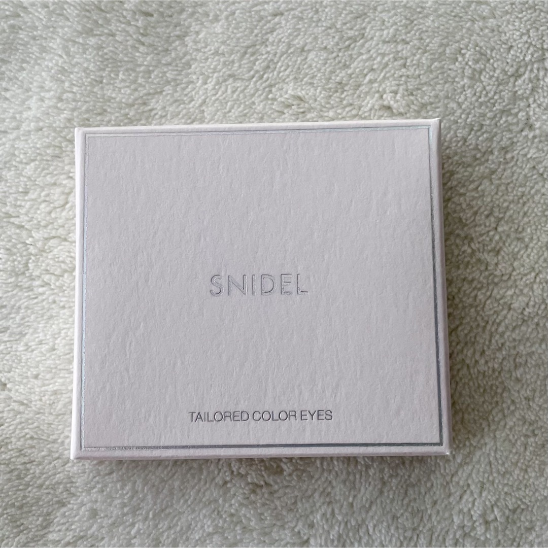 SNIDEL(スナイデル)のSNIDEL BEAUTY テイラード カラー アイズ EX01  コスメ/美容のベースメイク/化粧品(アイシャドウ)の商品写真