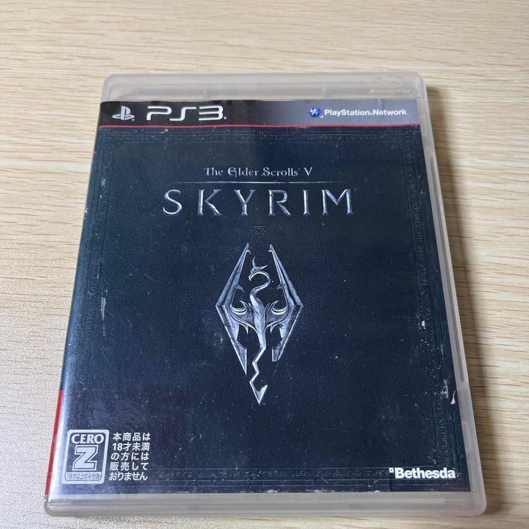 PlayStation3(プレイステーション3)のThe Elder Scrolls V： Skyrim（ザ エルダースクロールズ エンタメ/ホビーのゲームソフト/ゲーム機本体(家庭用ゲームソフト)の商品写真