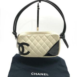 シャネル(CHANEL)の美品 CHANEL シャネル ココマーク マトラッセ カンボン パイソン ハンド バッグ 白 a951(ショルダーバッグ)