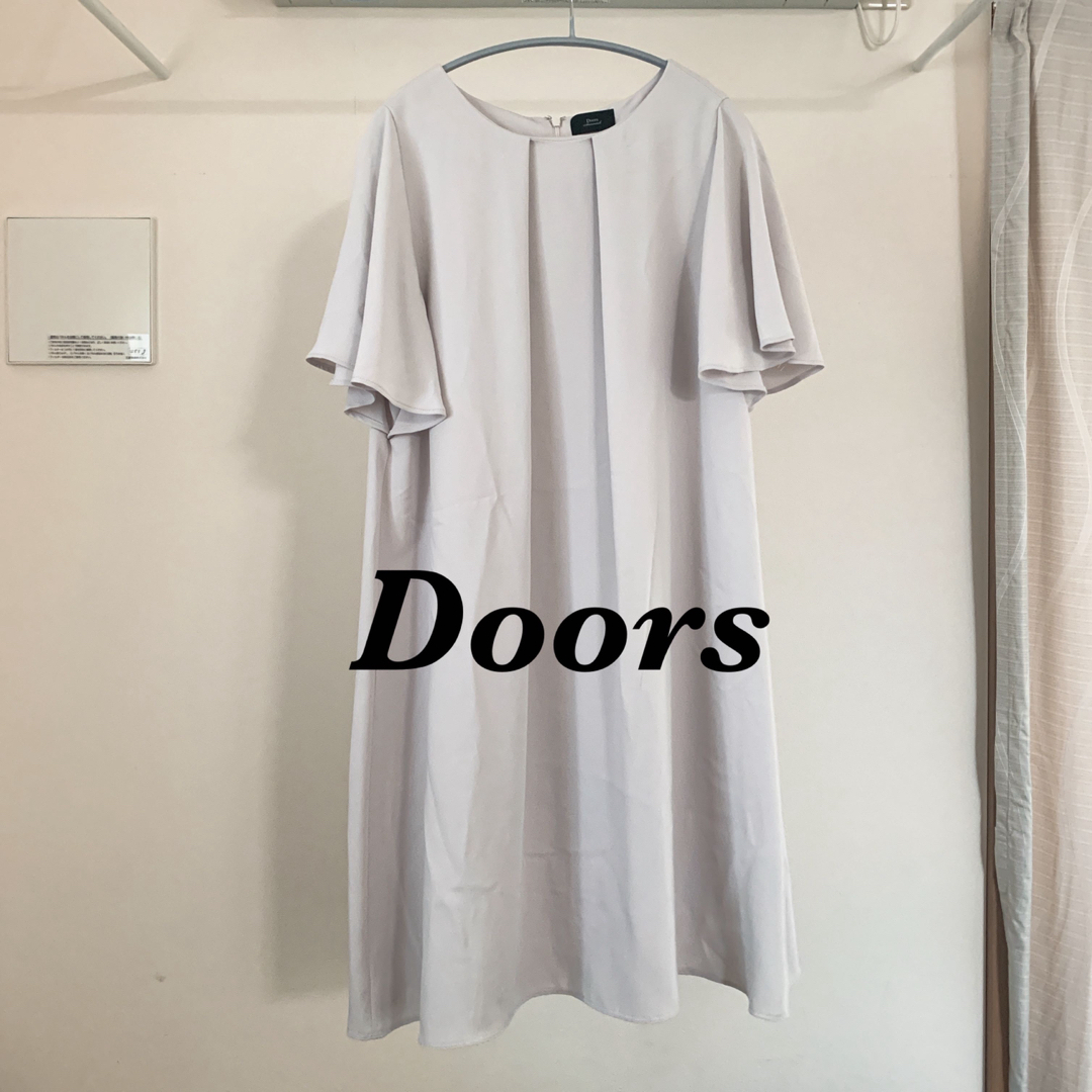 URBAN RESEARCH DOORS(アーバンリサーチドアーズ)のDoorsワンピース レディースのワンピース(ひざ丈ワンピース)の商品写真