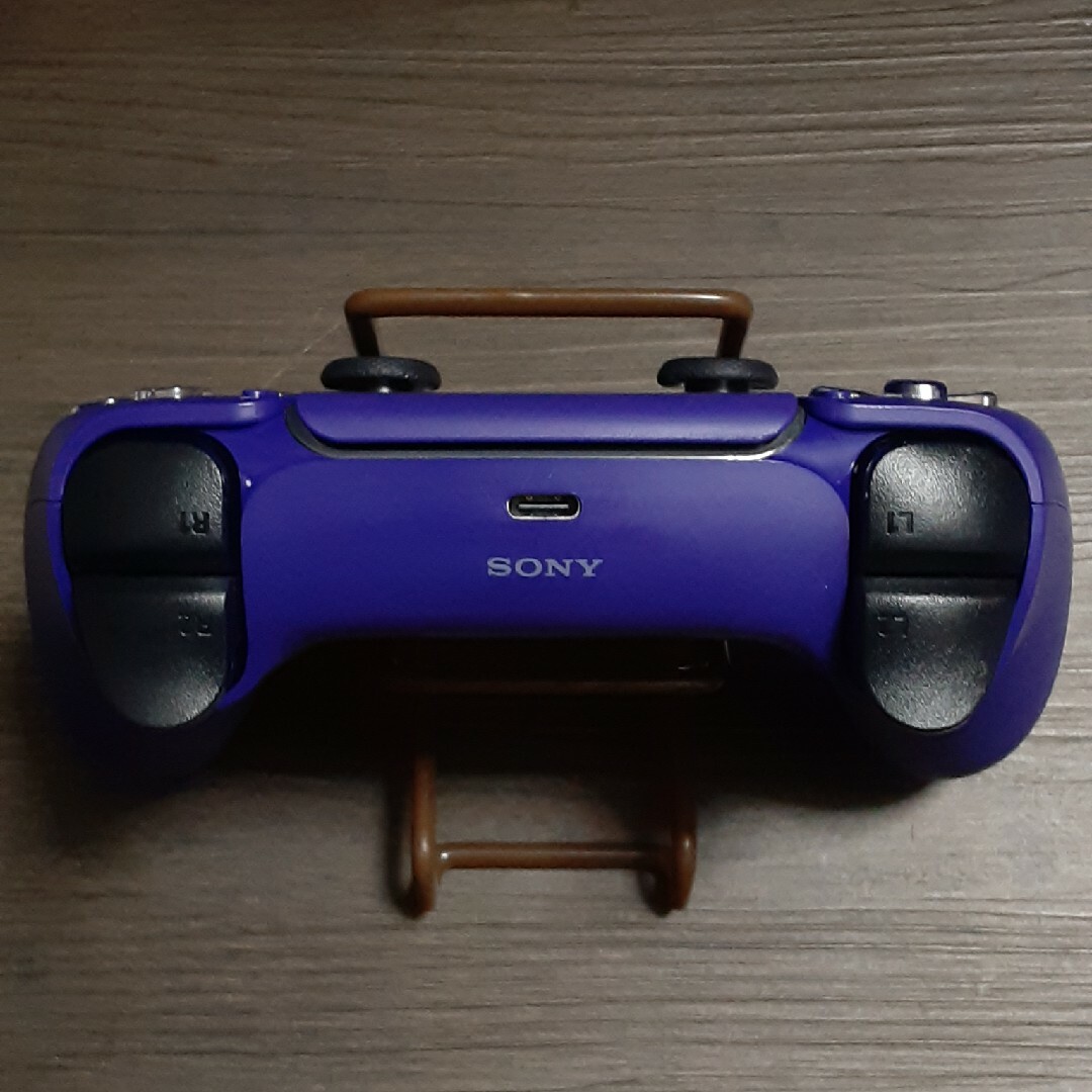 PlayStation(プレイステーション)のPS5 コントローラー　純正　デュアルセンス　DualSense エンタメ/ホビーのゲームソフト/ゲーム機本体(その他)の商品写真