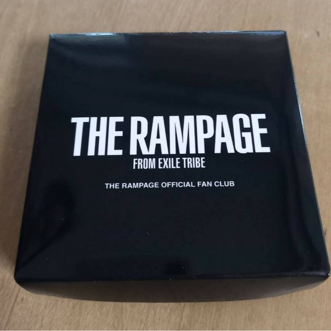 THE RAMPAGE(ザランページ)のTHE RAMPAGE FC継続特典ラバーブレス エンタメ/ホビーのタレントグッズ(ミュージシャン)の商品写真