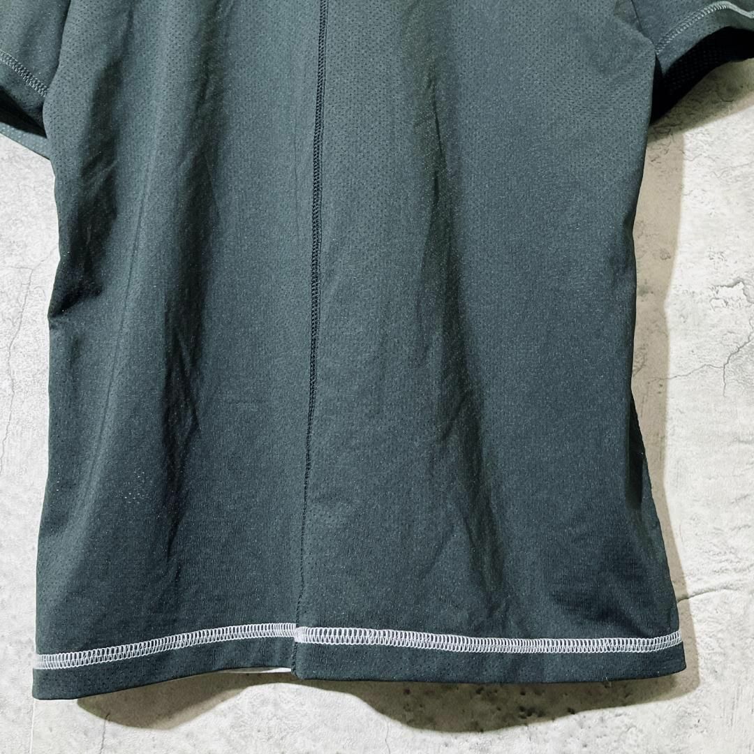 Reebok(リーボック)の【ブラック × グレー】リーボック Tシャツ 半袖 トップス ルームウェア S メンズのトップス(Tシャツ/カットソー(半袖/袖なし))の商品写真