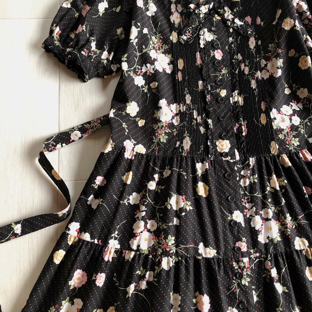 ピンクハウス 綿ローン ドット いぬいばら 野薔薇 花柄 黒 ピンクハウス 綿ローン ドット いぬいばら 野薔薇 花柄 黒