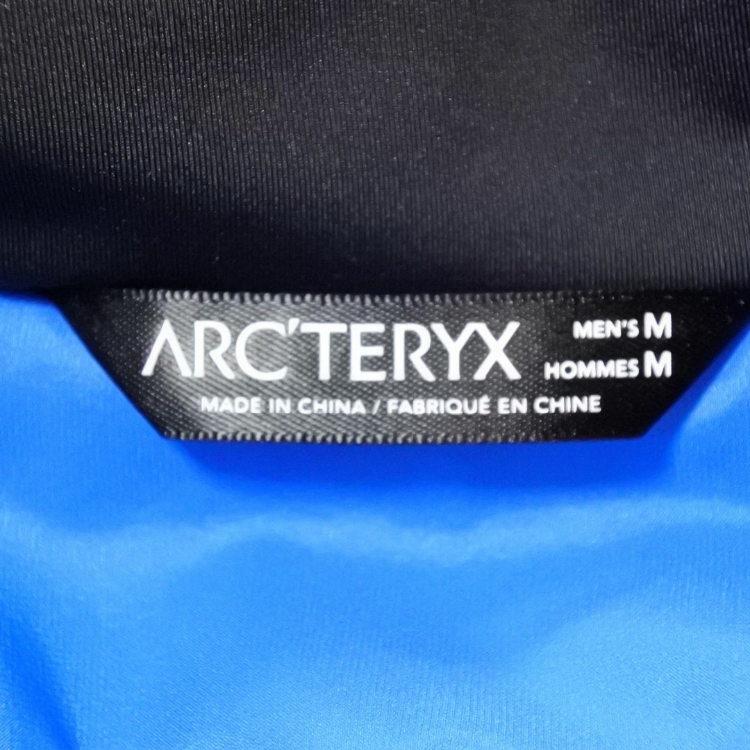 ARC'TERYX(アークテリクス)のARC'TERYX FISSION SV JACKET Blue M メンズのジャケット/アウター(マウンテンパーカー)の商品写真