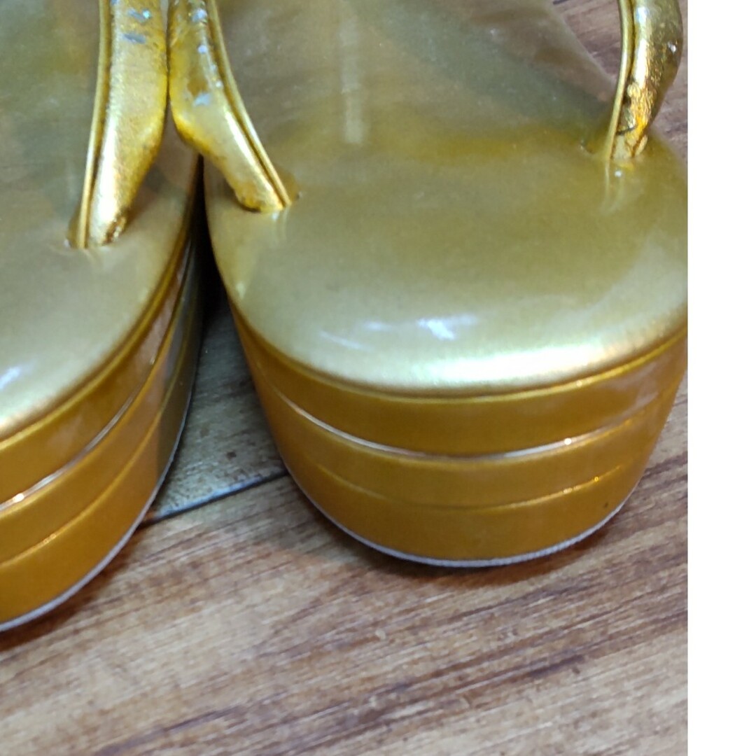 ゴールド☀️エナメルの草履き レディースの靴/シューズ(下駄/草履)の商品写真